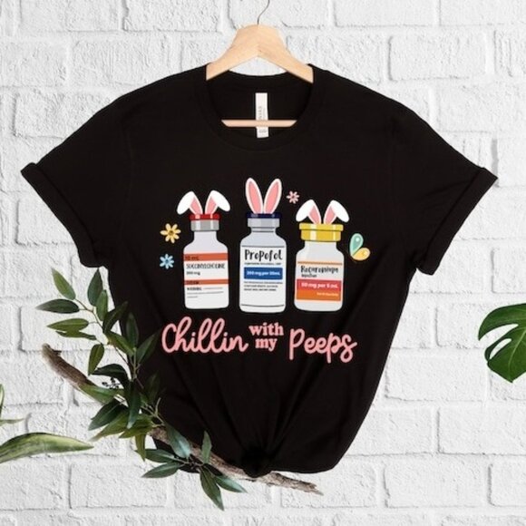 Mary Beth S Tops - Chilling With My Peeps Easter Nurse Graphic Tee Cute Holiday Family Gift Shirt
